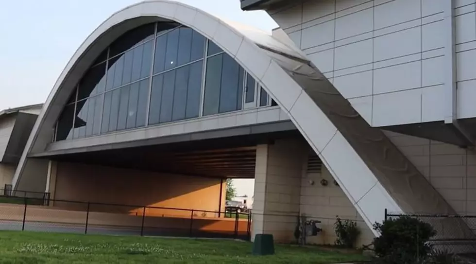 This Oklahoma Two-Story Gas Station & Restaurant is One of the Largest in the U.S.