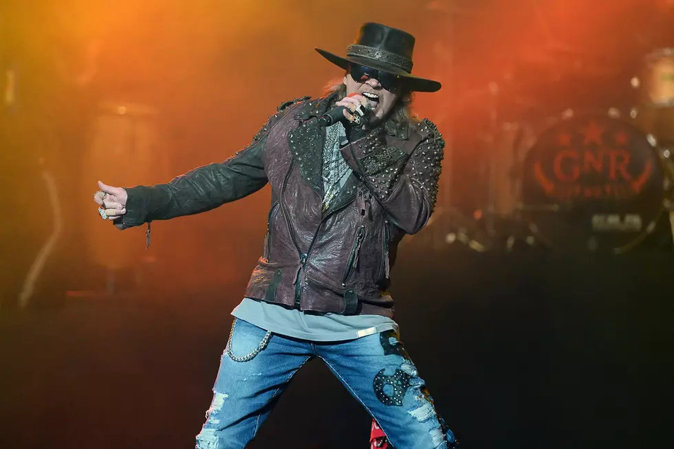Axl Rose Spotted at Same Studio as AC/DC Members