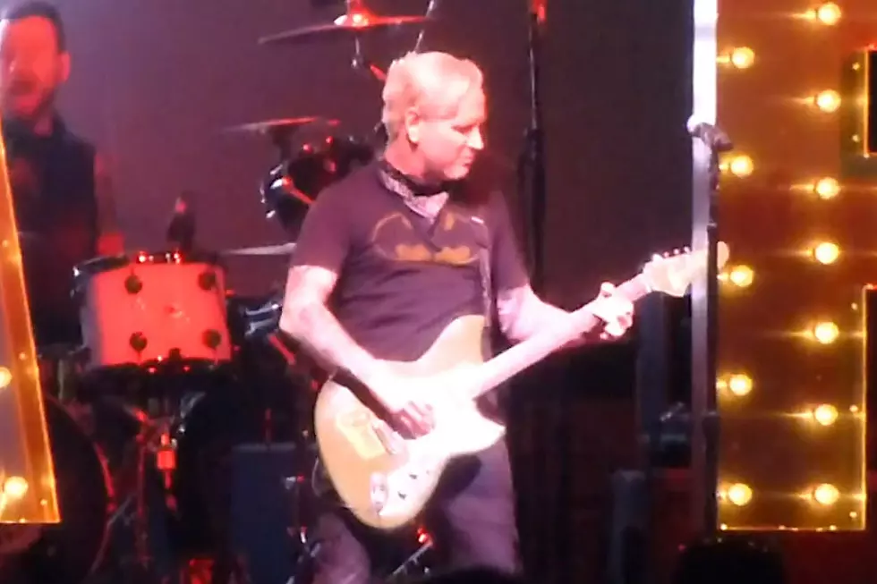 Corey Taylor Kicks Off Solo ‘CMFTour’ — See Footage From the First Show